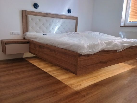 Postel LEVITO: Lehký vzhled, pevná konstrukce Zkušenost z Hodonína: LEVITO je krásná i pevná